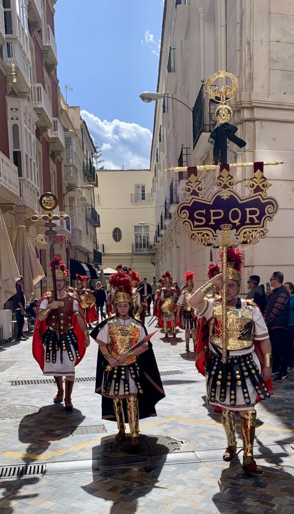 Woensdag 16-4 eerste processie in Cartagena.